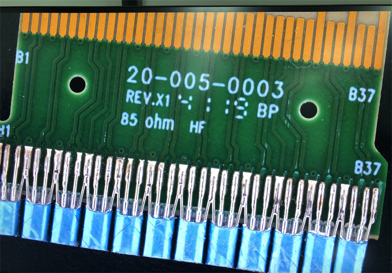 單面伺服焊接機樣品